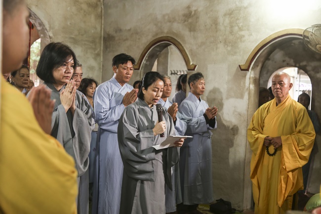 One-day Retreat at Dong Cao Pagoda