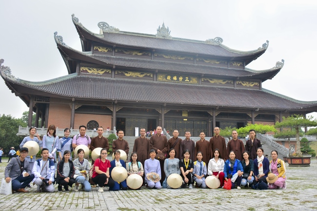 Ngày thứ 4 – chuyến hành hương tâm linh tại Ninh Bình