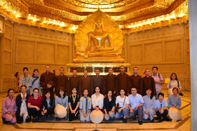 Ngày thứ 4 – chuyến hành hương tâm linh tại Ninh Bình