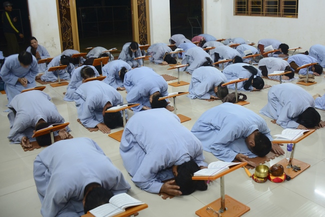 Repentant Ceremony at Dang Phap Pagoda, Binh Phuoc