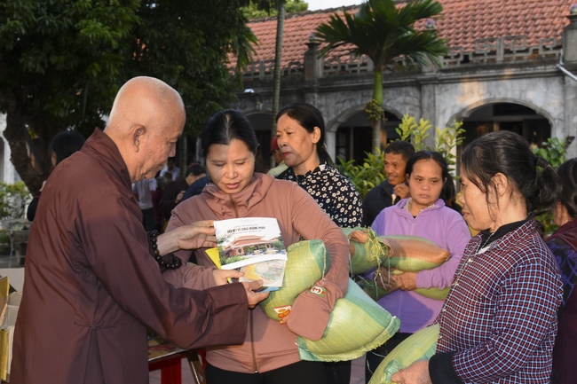 The third day - Northern charity trip in Nam Truc, Nam Dinh