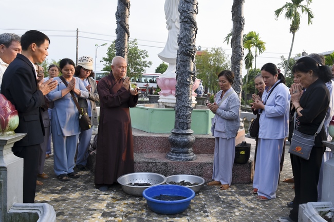 The third day - Northern charity trip in Nam Truc, Nam Dinh