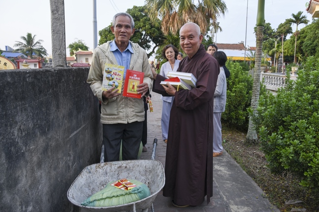 The third day - Northern charity trip in Nam Truc, Nam Dinh