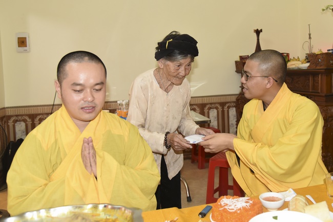 The 2nd Day - Northern charity trip in Nam Dinh