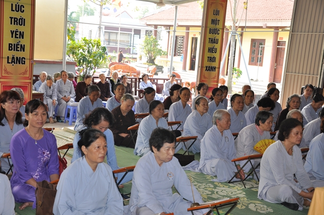 Tu niệm Phật “Một Ngày An Lạc” chùa Tiêu Dao, Quảng Ninh