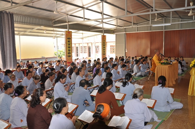 Tu niệm Phật “Một Ngày An Lạc” chùa Tiêu Dao, Quảng Ninh