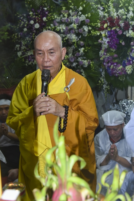 Granting Charity House in Hau Giang Province