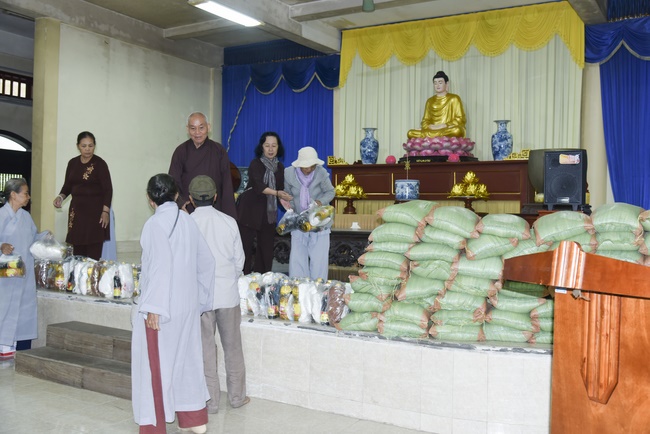 The 4th Day - charity trip in Ha Tinh