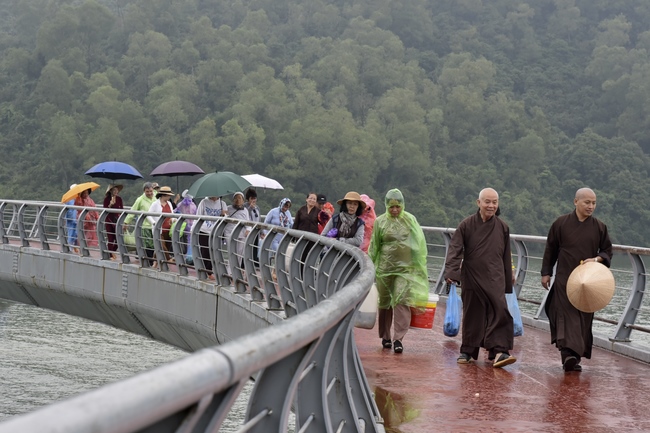 The 5th Day - charity trip in Ha Tinh