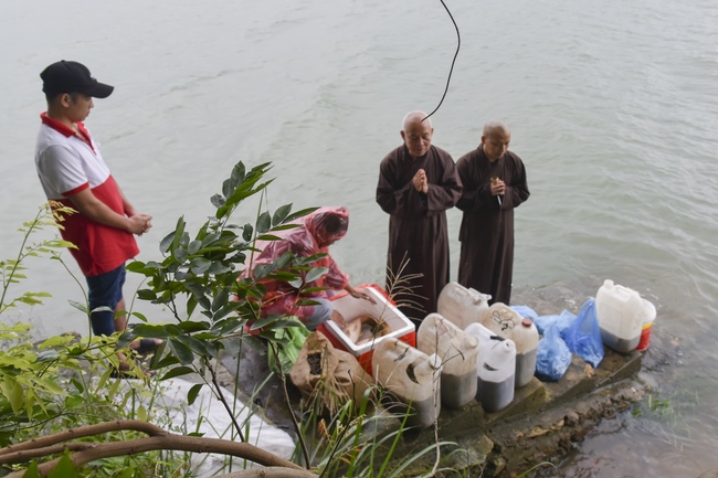 The 5th Day - charity trip in Ha Tinh