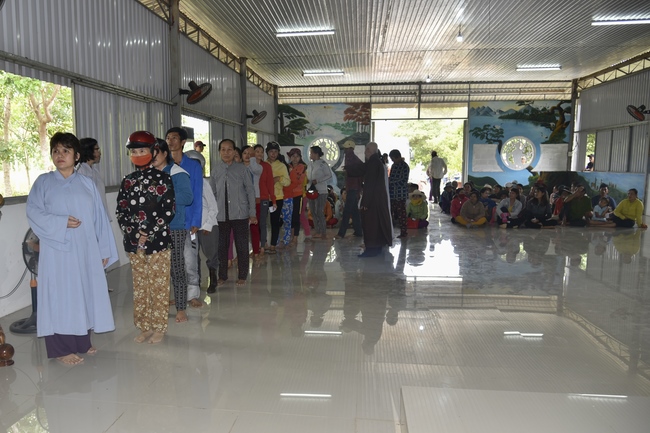 The 8th Day - charity trip in Binh Thuan