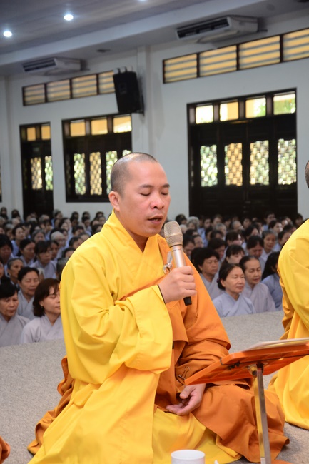 Tu niệm Phật một ngày