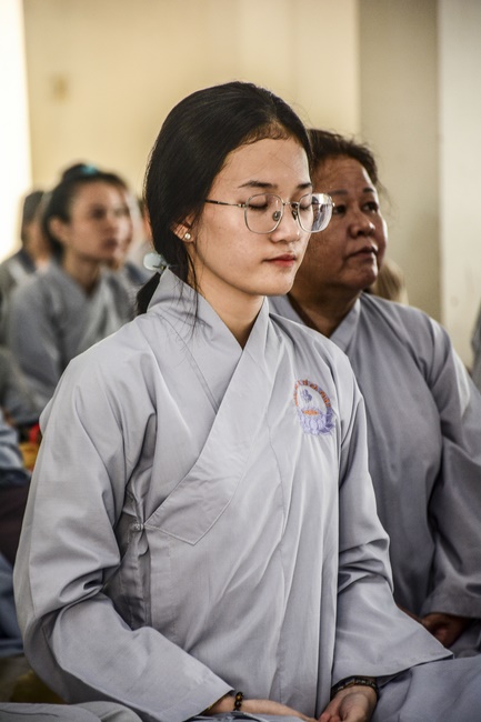 Tu niệm Phật một ngày