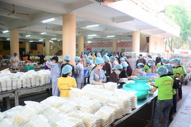 Tu niệm Phật một ngày