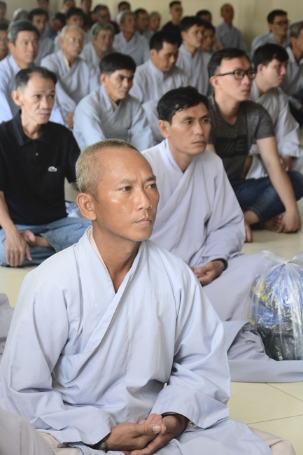 Tu niệm Phật một ngày