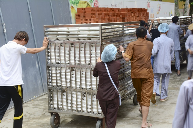 Tu niệm Phật một ngày