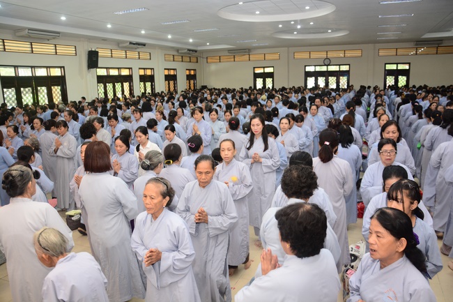 Tu niệm Phật một ngày