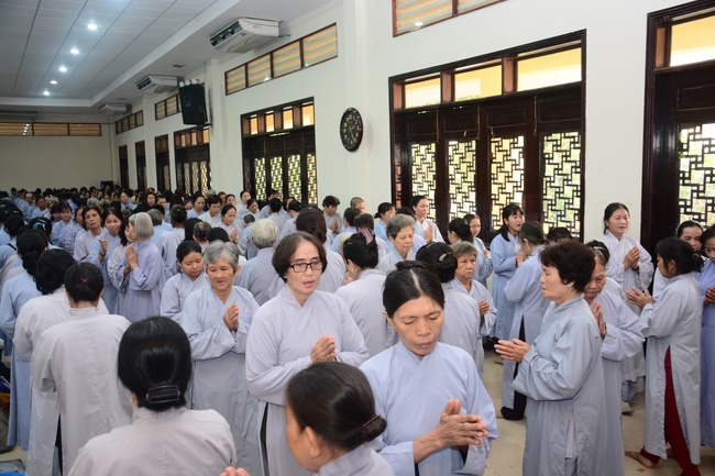 Tu niệm Phật một ngày