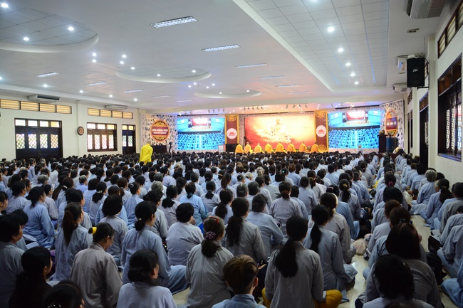 Tu niệm Phật một ngày