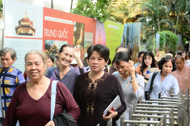 Tu niệm Phật một ngày