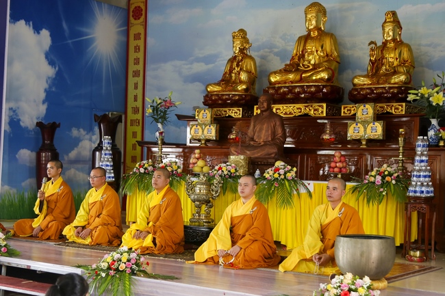 The Patriarchs' Death Anniversary at Dong Cao Pagoda - Thanh Hoa Province