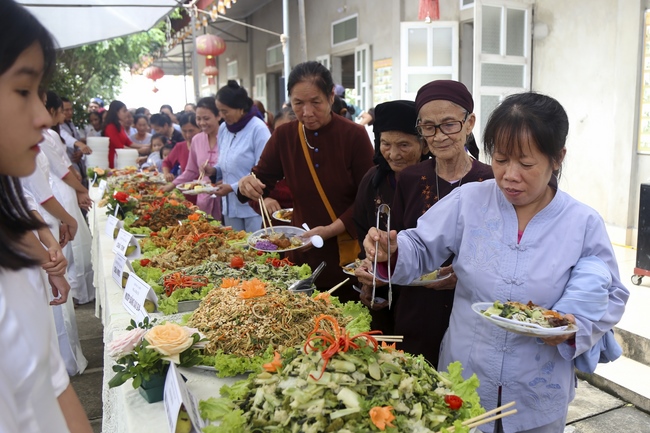 The Patriarchs' Death Anniversary at Dong Cao Pagoda - Thanh Hoa Province