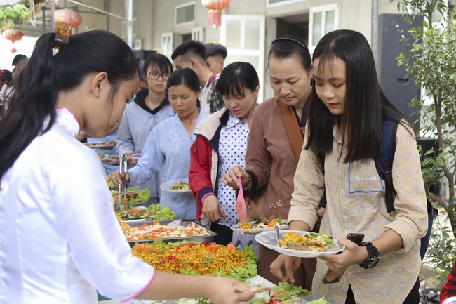 The Patriarchs' Death Anniversary at Dong Cao Pagoda - Thanh Hoa Province