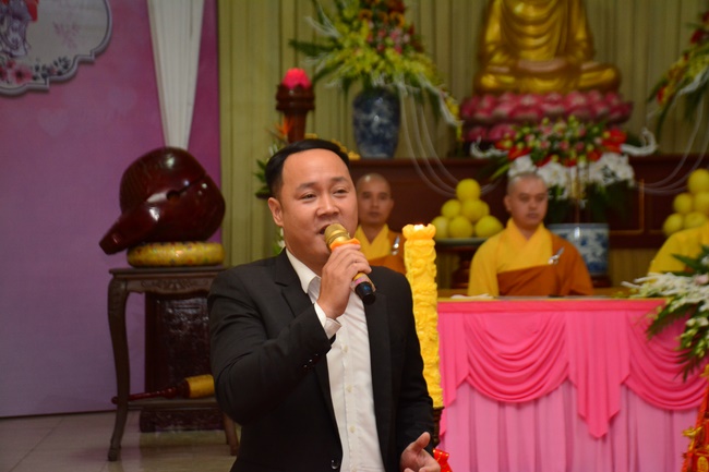 Wedding at the pagoda – Vietnam and Japan Connection.