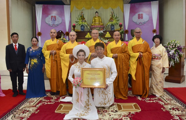 Wedding at the pagoda – Vietnam and Japan Connection.
