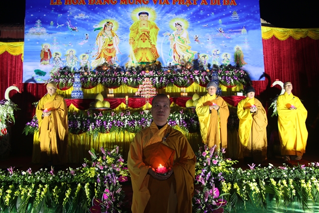 The flower lantern ceremony commemorating the Buddha Amitabha at Tieu Dao pagoda.