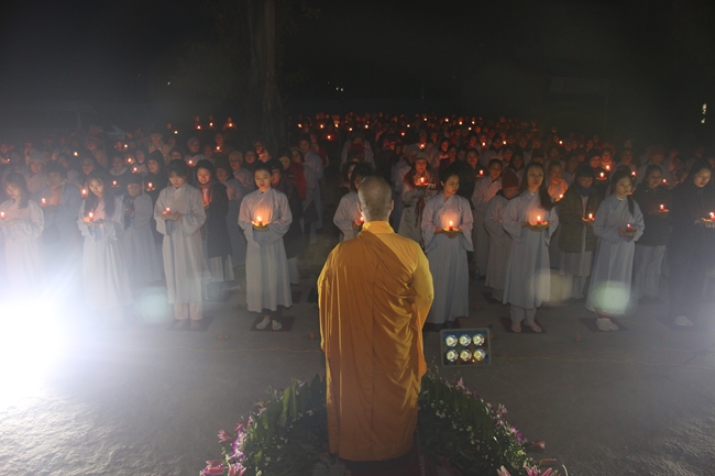 The flower lantern ceremony commemorating the Buddha Amitabha at Tieu Dao pagoda.