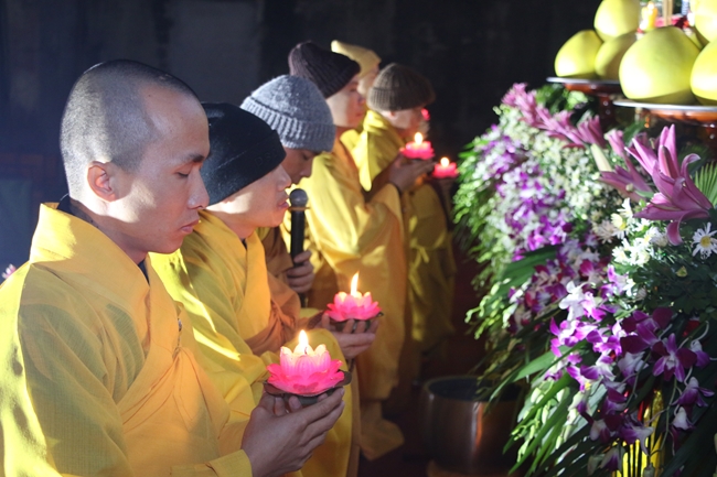 The flower lantern ceremony commemorating the Buddha Amitabha at Tieu Dao pagoda.