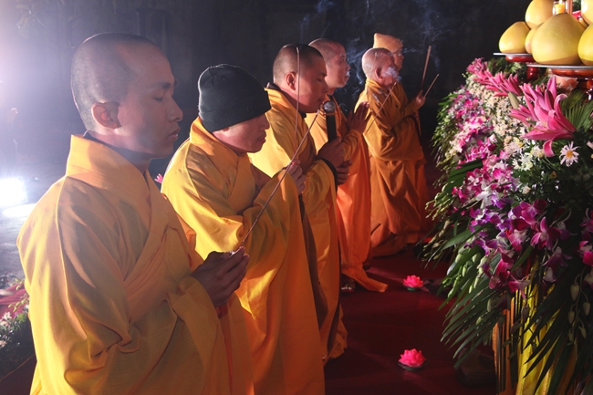 The flower lantern ceremony commemorating the Buddha Amitabha at Tieu Dao pagoda.