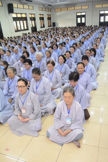 Dharma Talk “Trying on a Monkhood Life” –  The 93rd Seven-Day Retreat