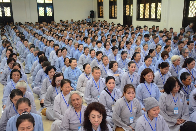 Dharma Talk “Trying on a Monkhood Life” –  The 93rd Seven-Day Retreat