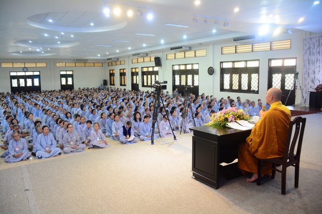 Dharma Talk “Trying on a Monkhood Life” –  The 93rd Seven-Day Retreat