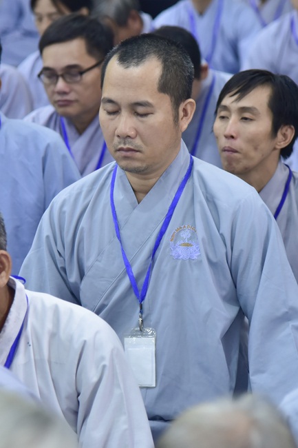 Dharma Talk “Take Free Step on the New Way” –  The 93rd Seven-Day Retreat