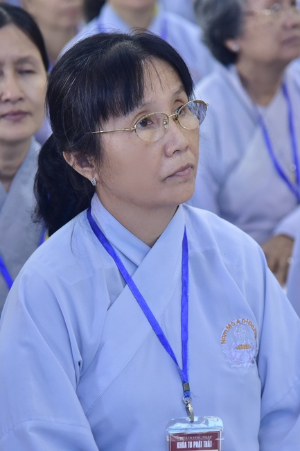 Dharma Talk “Take Free Step on the New Way” –  The 93rd Seven-Day Retreat