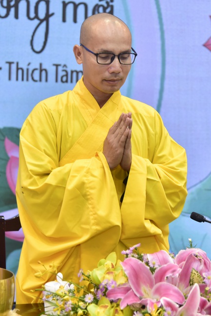 Dharma Talk “Take Free Step on the New Way” –  The 93rd Seven-Day Retreat