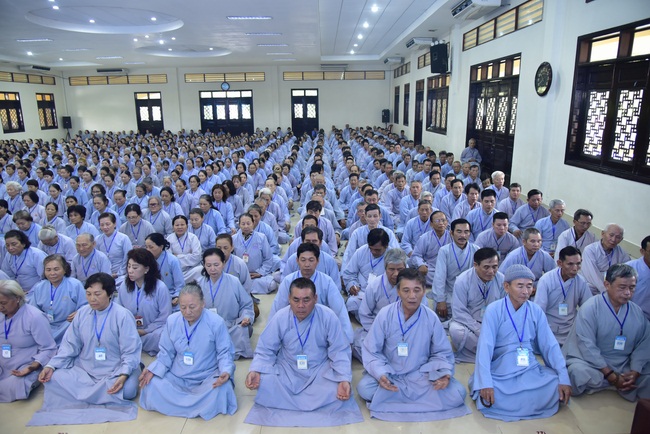 Dharma Talk “Take Free Step on the New Way” –  The 93rd Seven-Day Retreat
