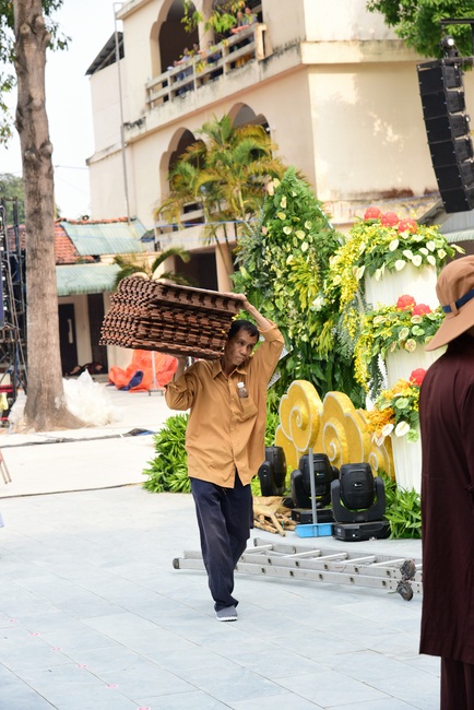 Before G-HOUR of Amitabha Buddha’s Birthday Lantern Ceremony