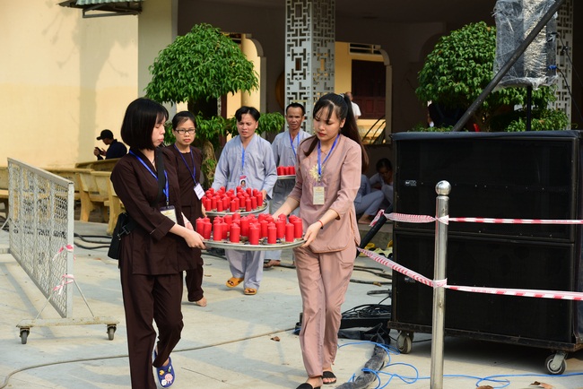 Before G-HOUR of Amitabha Buddha’s Birthday Lantern Ceremony