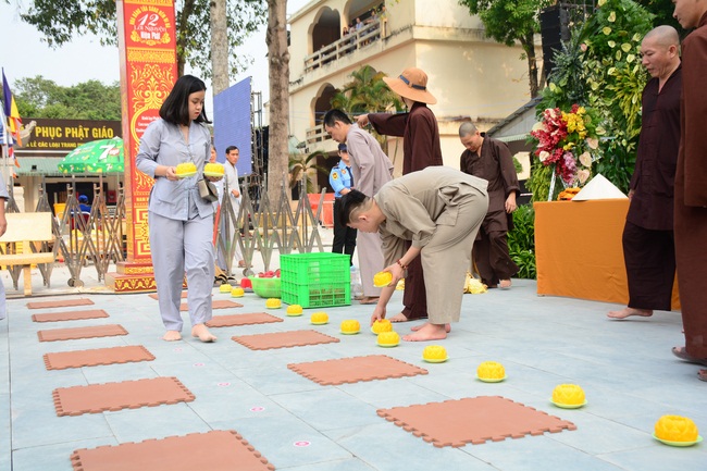 Before G-HOUR of Amitabha Buddha’s Birthday Lantern Ceremony