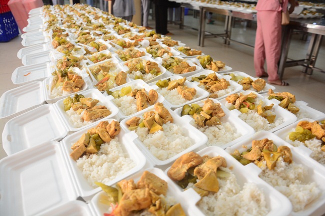 Before G-HOUR of Amitabha Buddha’s Birthday Lantern Ceremony