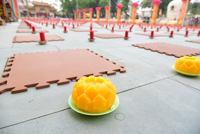 Before G-HOUR of Amitabha Buddha’s Birthday Lantern Ceremony