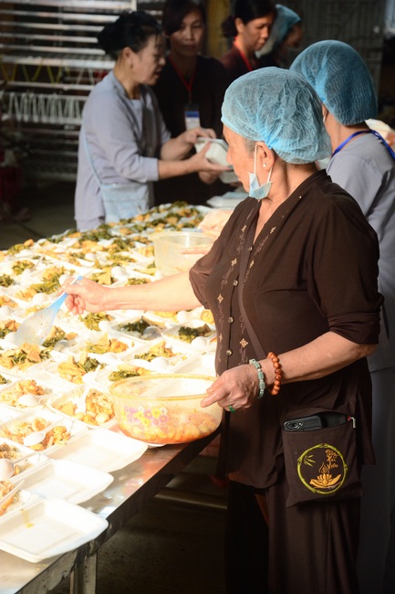 Before G-HOUR of Amitabha Buddha’s Birthday Lantern Ceremony