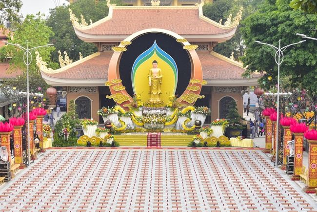 Impressed Amitabha Buddha’s birthday Ceremony