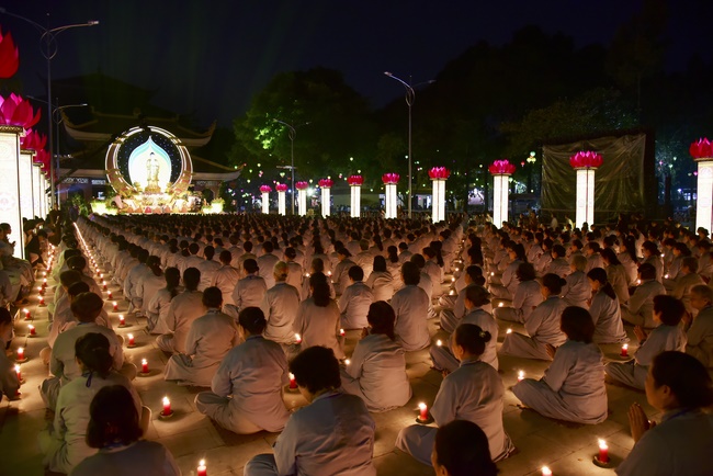 Impressed Amitabha Buddha’s birthday Ceremony