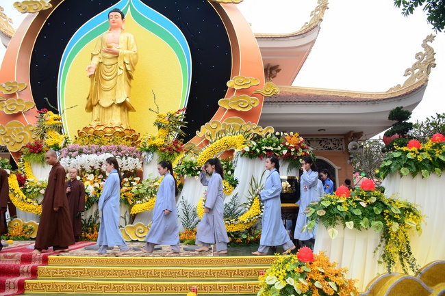 Impressed Amitabha Buddha’s birthday Ceremony