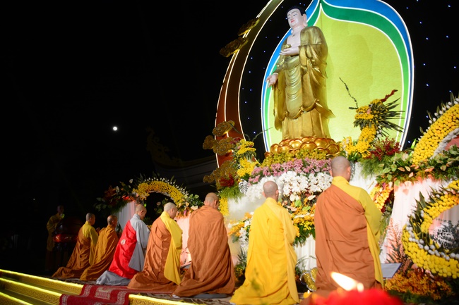 Impressed Amitabha Buddha’s birthday Ceremony